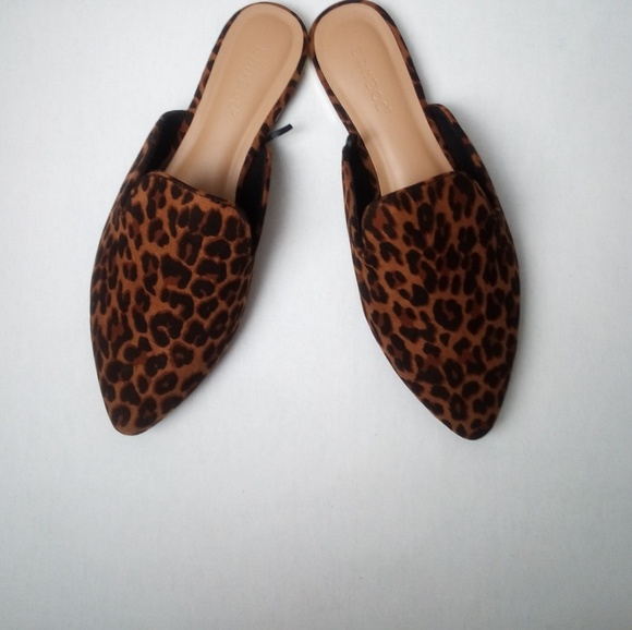 BAMBOO Shoes - Bamboo Women's Flats Size 8